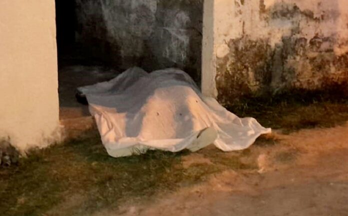 jovem-e-executado-a-tiros-no-portao-de-casa-no-bairro-liberdade-ii-em-teixeira-de-freitas