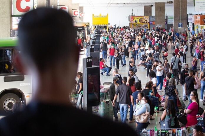 corte-de-cabelo,-emprego-e-dna:-mutirao-da-dpdf-tem-diversos-servicos