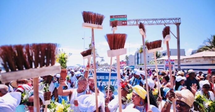 prefeitura-monta-esquema-especial-de-servicos-para-lavagem-de-itapua-nesta-quinta
