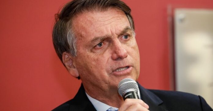 “caguei-para-prisao”,-diz-bolsonaro-sobre-denuncia-da-pgr