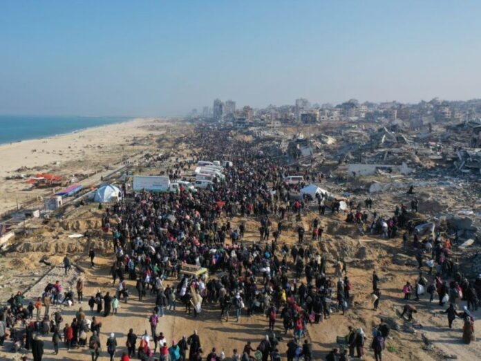 trump-baixa-o-tom-e-diz-que-nao-vai-impor-plano-de-assumir-gaza