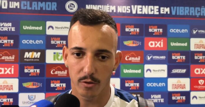 de-volta,-iago-borduchi-comemora-retorno-junto-a-torcida:-“para-mim-nao-tem-coisa-melhor”