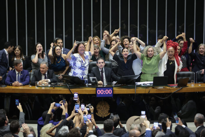 depois-de-briga-em-plenario,-motta-quer-definir-regras-de-convivencia