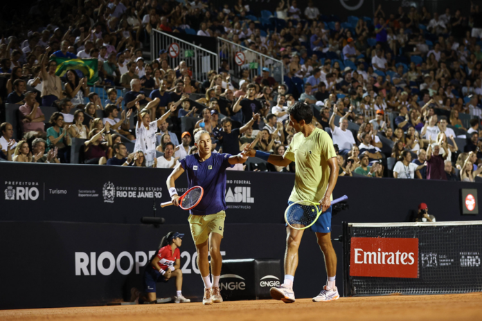 melo-e-matos-superam-espanhois-e-sao-campeoes-de-duplas-no-rio-open