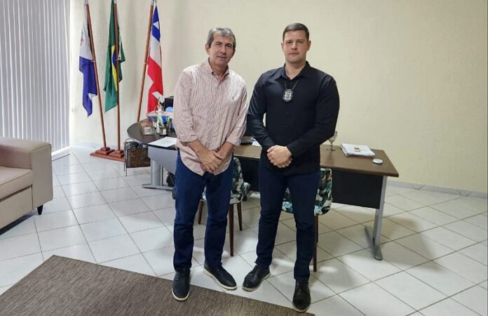 itanhem:-prefeito-e-delegado-articulam-novas-acoes-para-a-seguranca-e-protecao-social