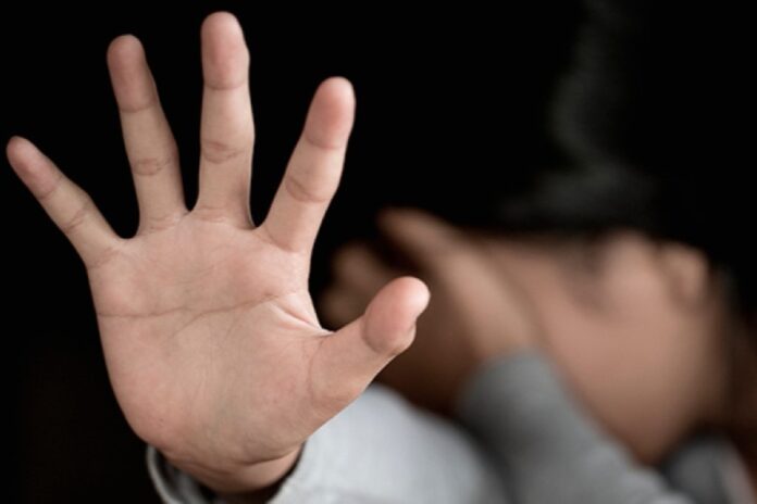 homem-e-preso-apos-mulher-denunciar-abuso-a-equipe-de-saude