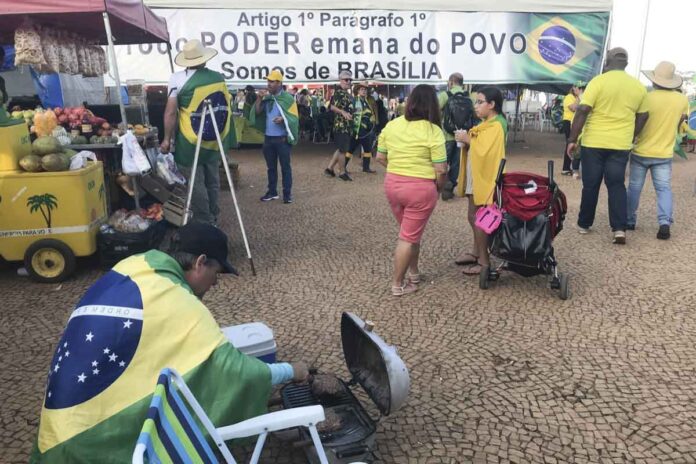 a-articulacao-entre-militares-e-manifestantes-para-golpe;-ouca-audios