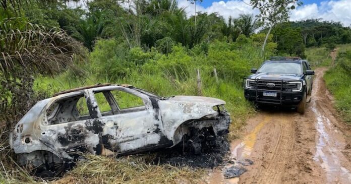 carro-usado-por-acusados-de-matar-advogada-em-ipiau-e-encontrado-queimado-em-cidade-vizinha