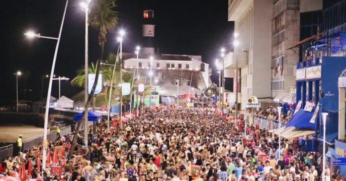 policia-civil-utiliza-agentes-disfarcados-no-pre-carnaval-de-salvador