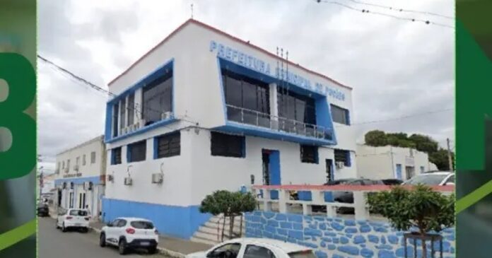 justica-condena-ex-vereadores-por-improbidade-na-construcao-da-camara-municipal-de-pocoes