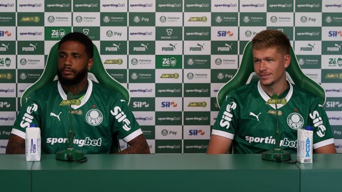 palmeiras-apresenta-dupla-de-zagueiros-na-academia-de-futebol