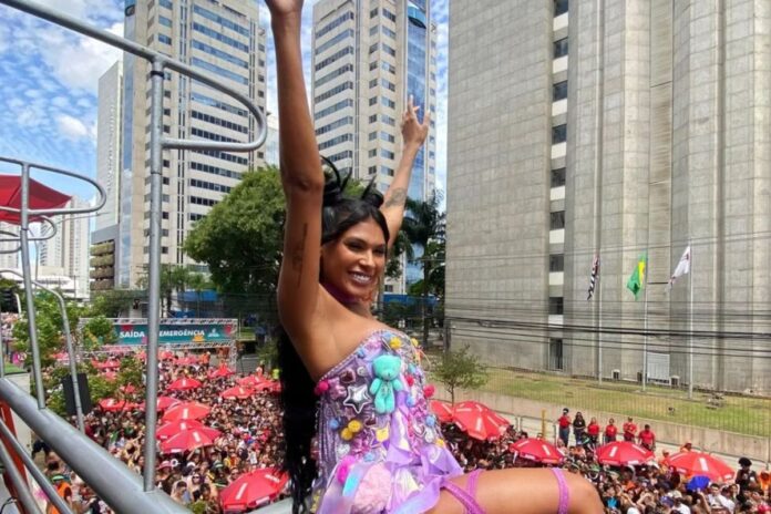 feriado-de-carnaval-tem-blocos,-visita-a-lapide-de-eunice-paiva-e-mais