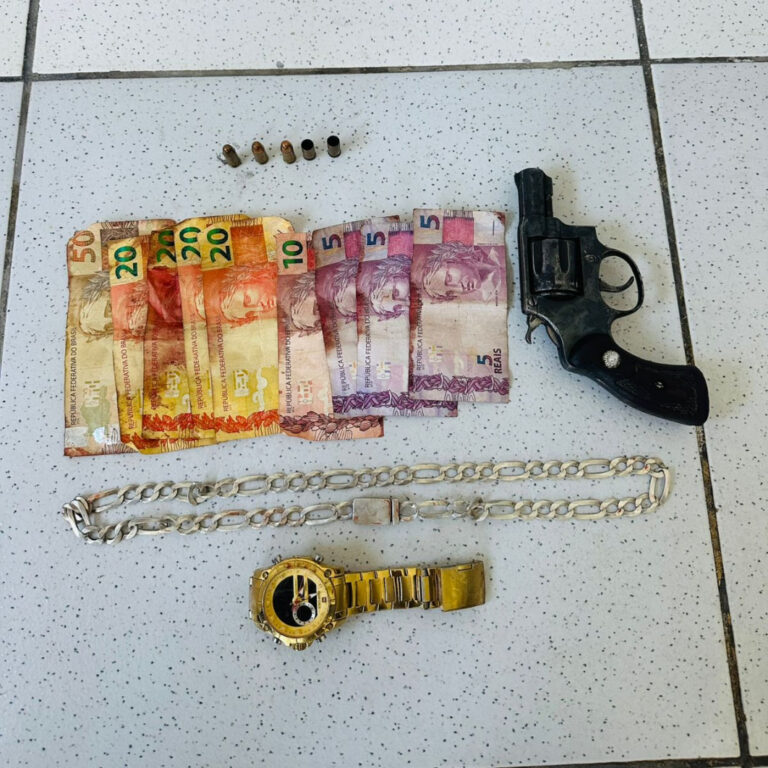 Um morto em confronto com a polícia e arma apreendida em Porto Seguro