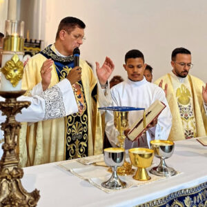 Celebracoes religiosas no novenario de Nossa Senhora da Purificacao em Prado 2