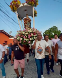 Gilvan Producoes na procissao pelas ruas e avenidas de Prado 6
