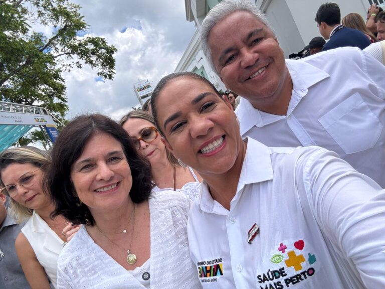 Prefeito Zico de Baiato conquista nova ambulância para o SAMU de Alcobaça