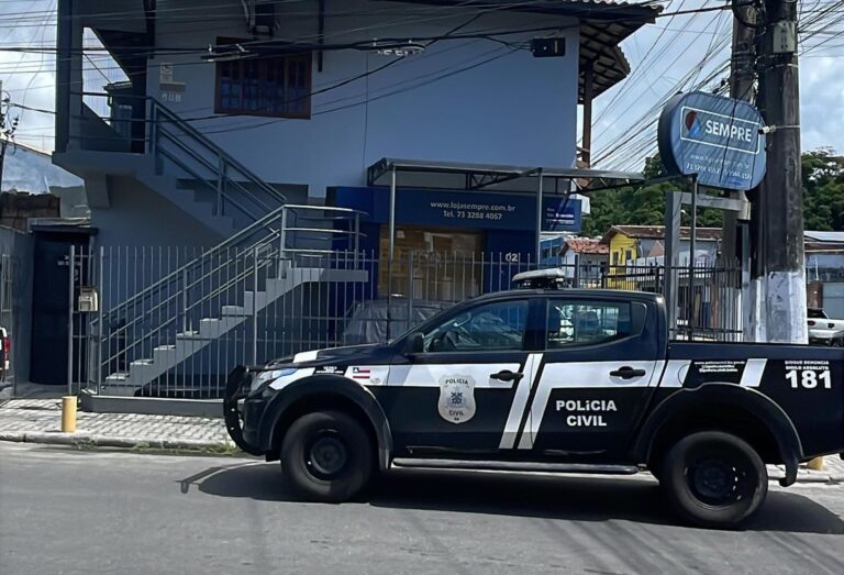 Polícia Civil cumpre mandado contra escritório Contabilidade que atuava ilegalmente em Porto Seguro