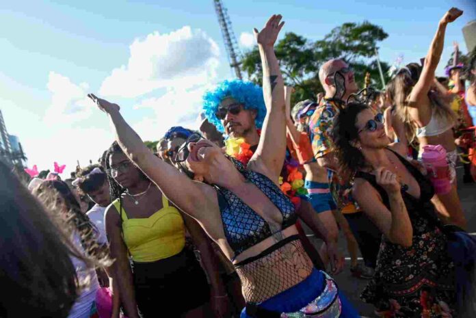 confira-a-programacao-dos-blocos-de-carnaval-deste-sabado-(1o/3)-no-df