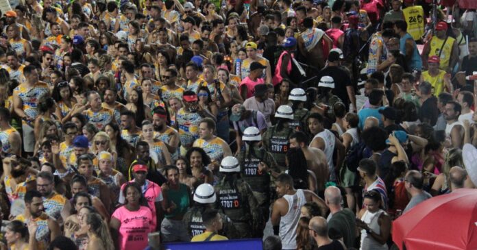 carnaval-de-salvador-tem-reducao-de-59%-no-numero-de-furtos-no-segundo-dia-de-folia