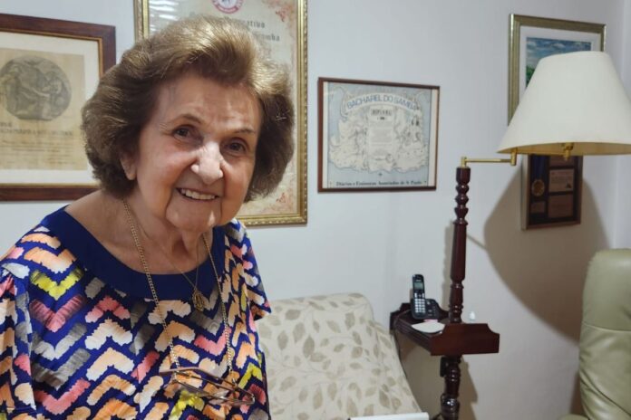 aos-90-anos,-baluarte-do-samba-quer-preservar-raizes-do-carnaval-de-sp
