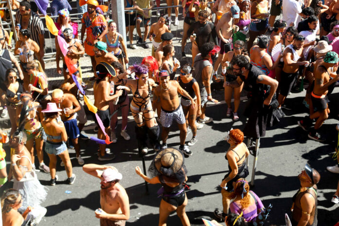 confira-a-programacao-dos-blocos-de-carnaval-no-2o-dia-de-folia-no-df