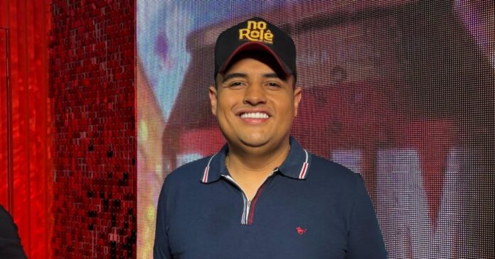 tarcisio-do-acordeon-comenta-sobre-diversidade-de-ritmos-e-garante:-“piseiro-e-carnaval-combinam”