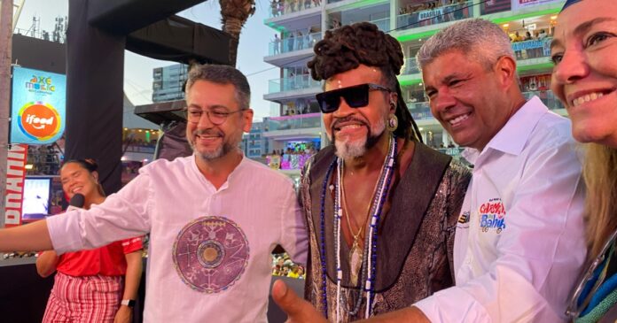jeronimo-se-encontra-com-governador-do-amapa-no-camarote-brown