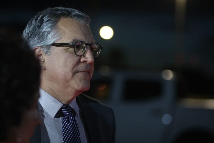 para-centrao,-padilha-na-saude-pode-dar-nova-dor-de-cabeca-a-lula