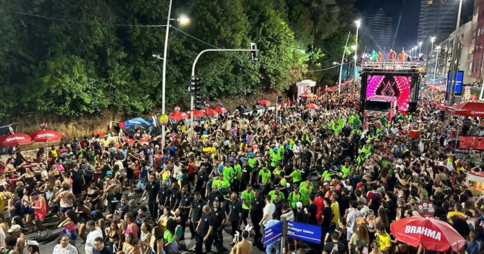 recorde-de-publico:-7,5-milhoes-invadiram-as-ruas-no-carnaval-de-salvador-2025