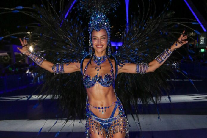supermodelo-russa-irina-shayk-estreia-em-desfile-no-carnaval-carioca