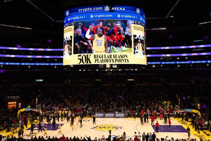 lebron-james-faz-historia-ao-se-tornar-o-primeiro-jogador-com-50-mil-pontos-na-nba