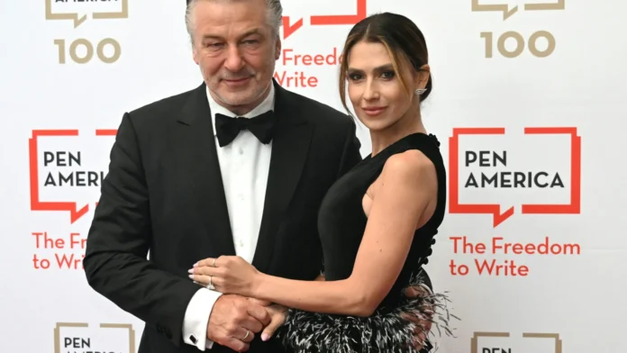 mulher-de-alec-baldwin-revela-mensagens-alarmantes-do-ator