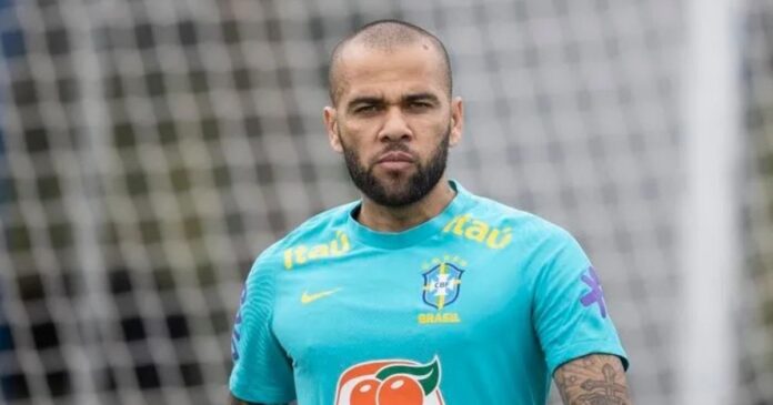 pumas-processa-daniel-alves-por-quebra-de-contrato-e-violacao de acordo;-saiba-mais