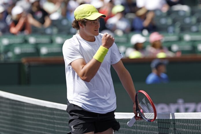 joao-fonseca-estreia-com-vitoria-no-atp-1000-de-indian-wells;-bia-haddad-avanca-nas-duplas