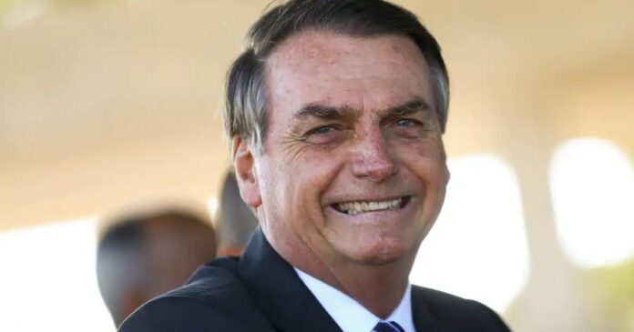 video-publicado-por-jair-renan-mostra-bolsonaro-chamando-mulheres-petistas-de-“incomiveis”-e-“feias”