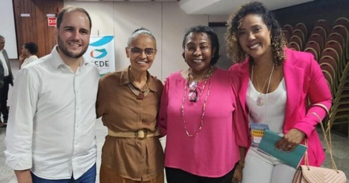 em-salvador,-ministra-marina-silva-comparece-em-lancamento-de-chapa-nacional-da-rede