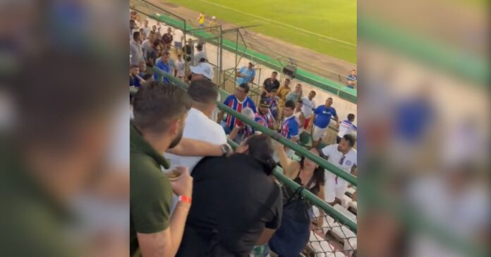 video:-torcedores-de-bahia-e-jacuipense-se-envolvem-em-confusao-no-joia-da-princesa