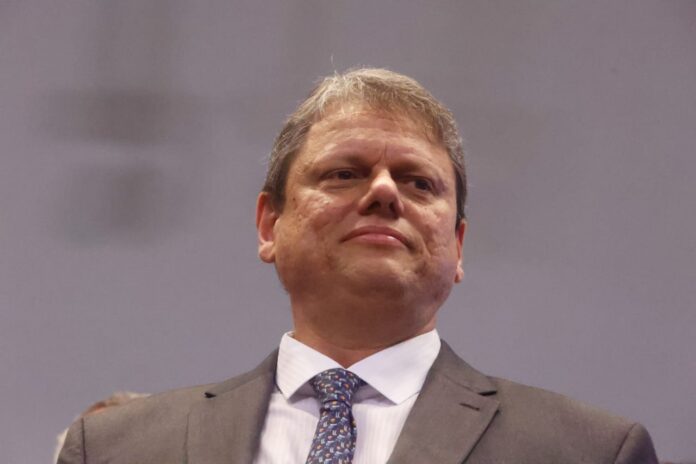 tarcisio-apos-governo-apelar-para-zerar-icms:-“fiz-o-dever-de-casa”