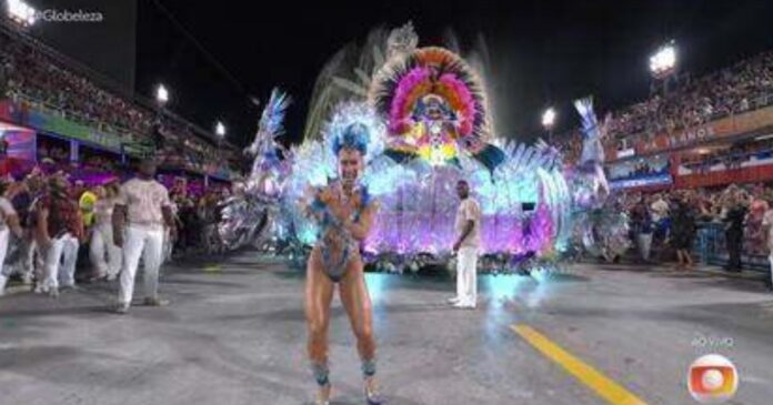 lore-improta-nega-que-recebeu-convite-para-ser-rainha-de-bateria-da-viradouro