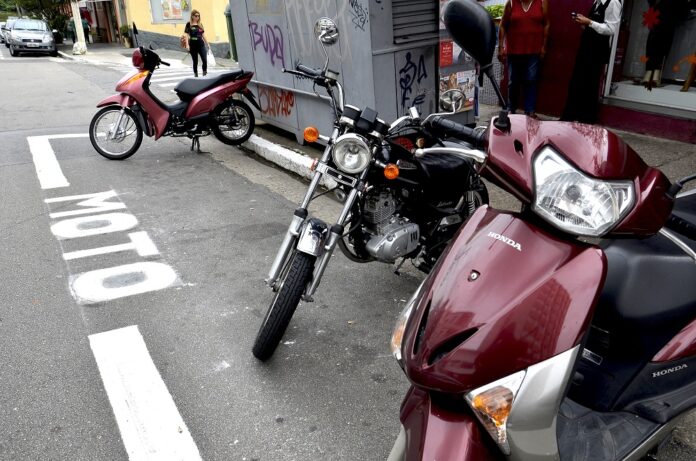 vendas-de-motocicletas-crescem-mais-de-14%-no-brasil-em-fevereiro