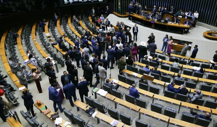 congresso-retoma-atividades-pos-feriado-com-foco-em-‘restos-a-pagar’-e-orcamento-de-2025