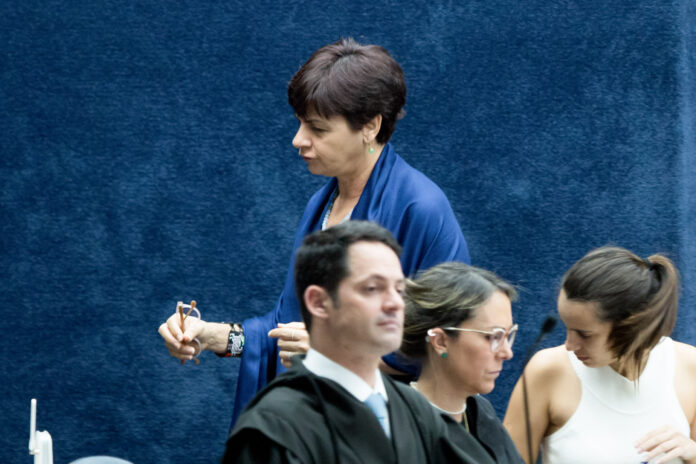 ministro-pede-vista,-e-julgamento-de-adriana-villela-e-adiado