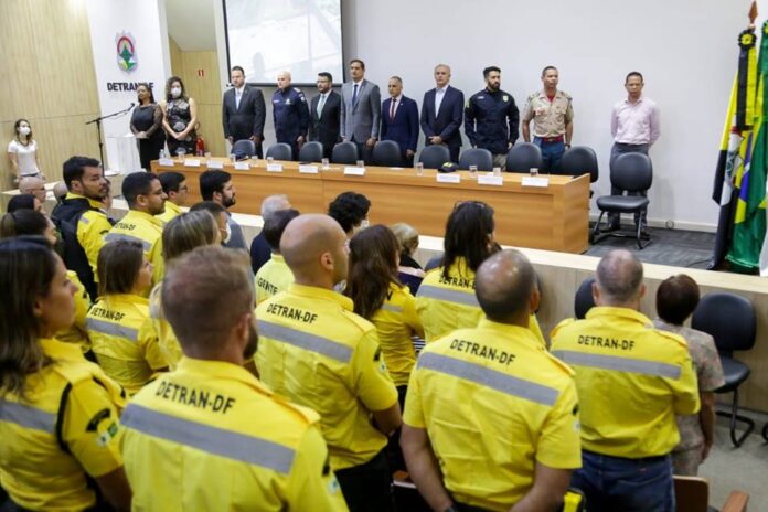 detran-df-regulamenta-gratificacao-de-ate-40%-para-servidores