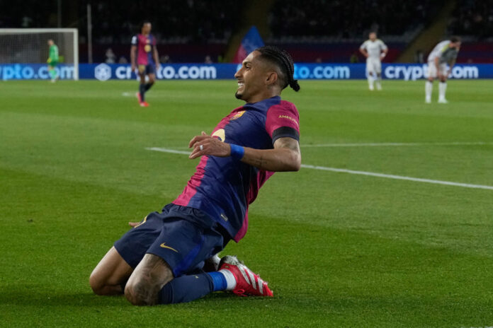barcelona-vence-o-benfica-com-show-de-raphinha-e-avanca-na-liga-dos-campeoes