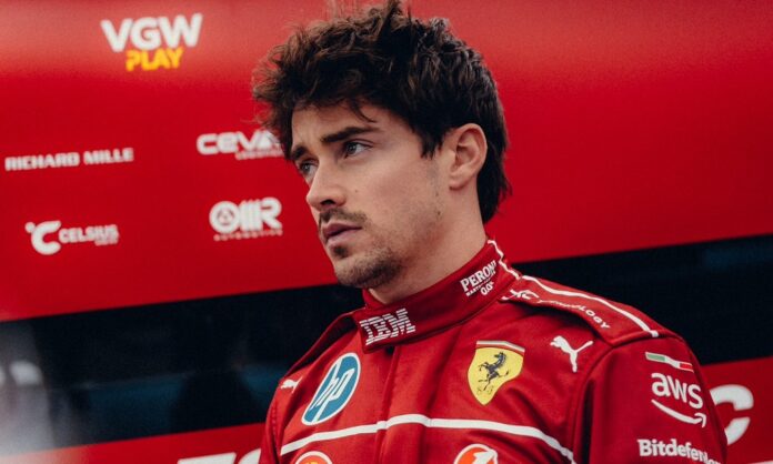 charles-leclerc-destaca-influencia-positiva-de-lewis-hamilton-na-ferrari