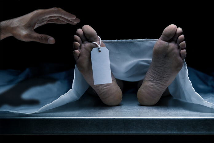embalsamadora-e-acusada-de-castrar-cadaver-de-criminoso-sexual