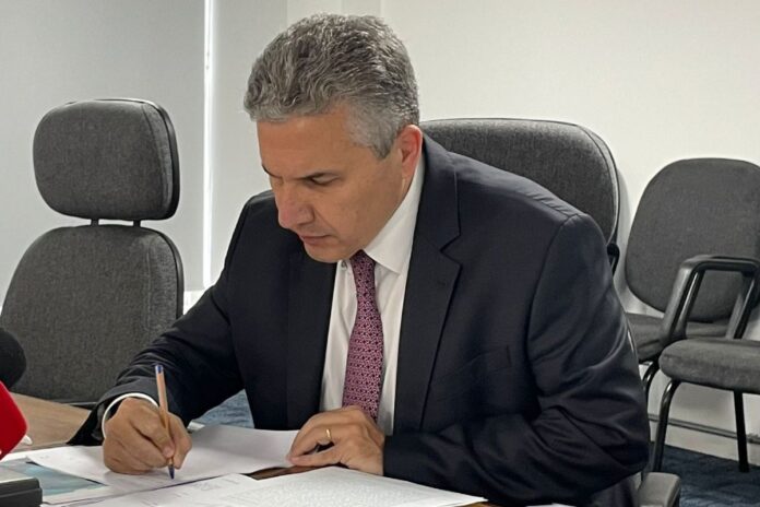 ex-chefe-do-deic-blinda-r$-10-mi-em-imoveis-apos-ser-alvo-de-inquerito
