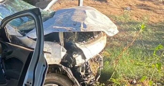 tres-pessoas-morrem-e-uma-fica-ferida-apos-carro-cair-de-ponte-no-sudoeste-baiano