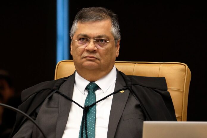 dino-diz-que-transparencia-das-emendas-avancou,-mas-“longe-do-ideal”