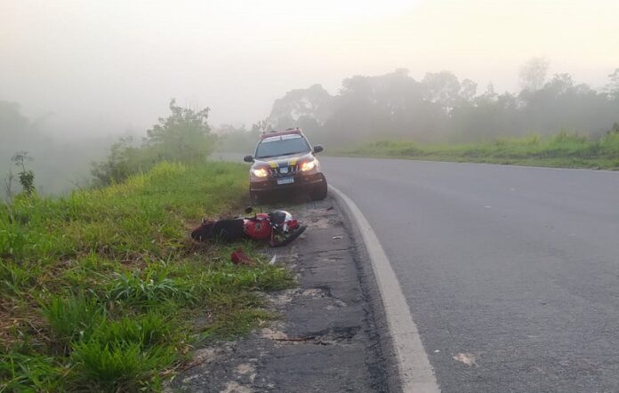 motociclista-sofre-acidente-grave-em-nova-vicosa-e-e-socorrido-ao-hospital